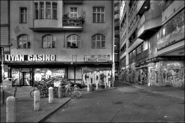 spielsalon spielothek spielhalle spielcasino automatencasino gambling hall casino arcade slot machine berlin cornutopia