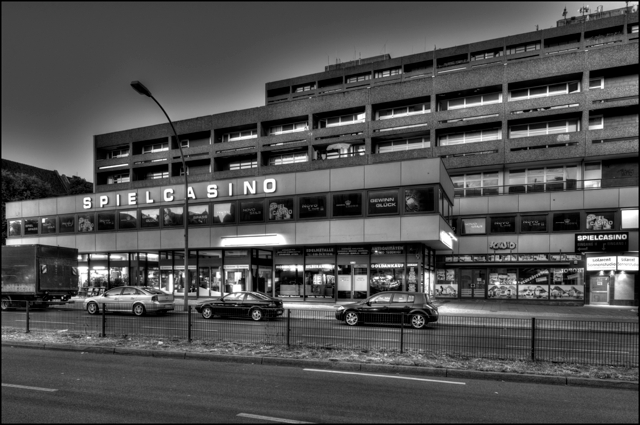 spielsalon spielothek spielhalle spielcasino automatencasino gambling hall casino arcade slot machine berlin cornutopia