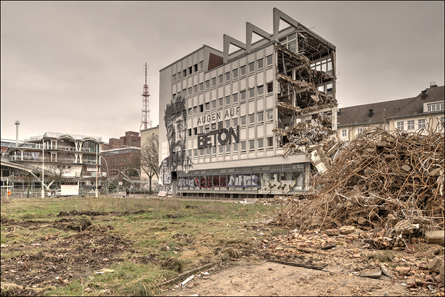 berlin construction site terrain vague cityscape stadtraum densification verdichtung urban spaces stadtentwicklung